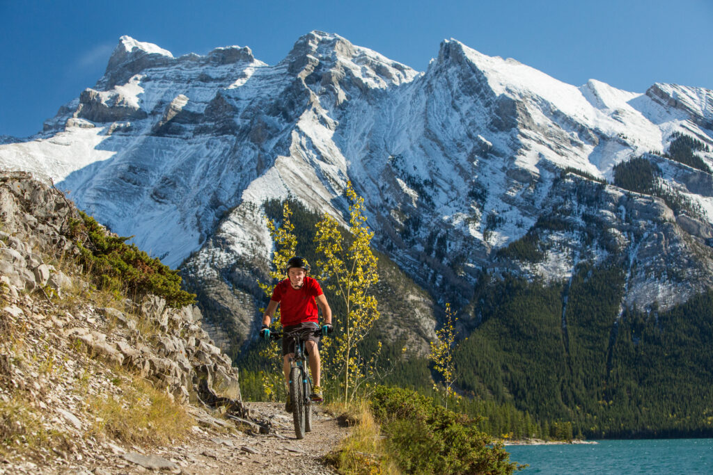 Biking_Mountain_Lake_Minnewanka_Paul_Zizka_1_Horizontal